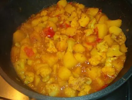 Aloo Gobi Dalna / Blumenkohl-Kartoffel-Curry