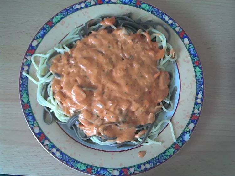 Spaghetti mit Fetasauce