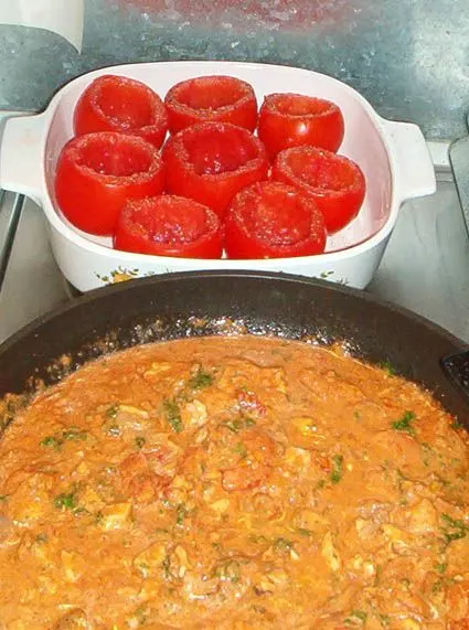 Gefüllte Tomaten mit provenzalischer Fischterrine
