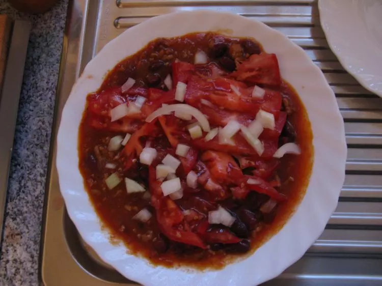 Chili con Carne mit frischen Tomaten