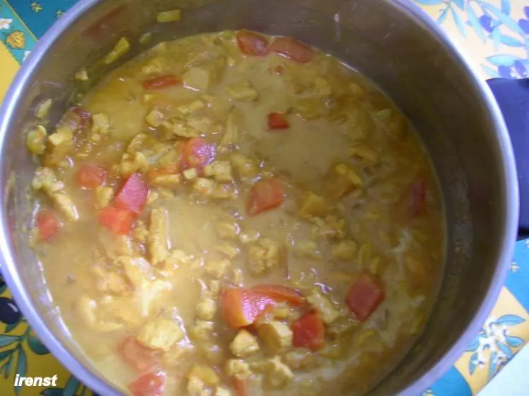 Papaya-Hähnchen-Curry