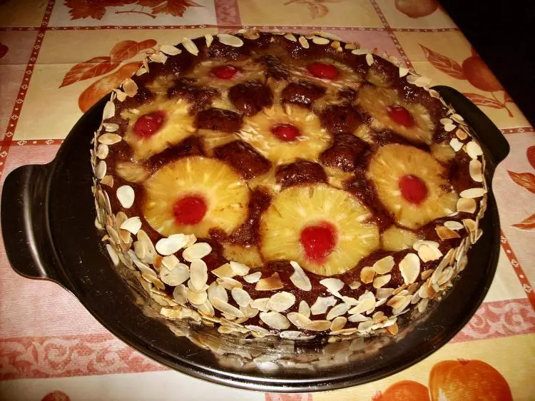 Schneller Schoko-Ananas-Kuchen