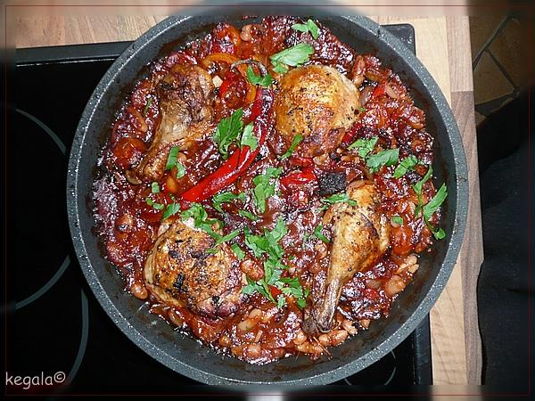 Hähnchenkeulen mit weißen Bohnen und Chorizo | Ein Kochmeister Rezept ...