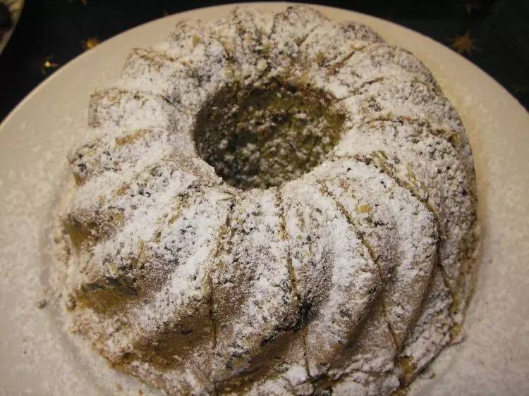 Kürbiskernölguglhupf