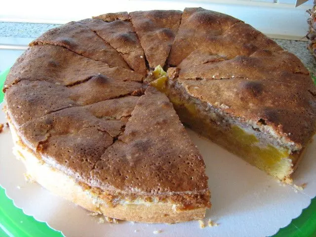 Pfirsich-Mandelkuchen