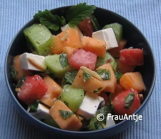 Melonensalat mit Feta