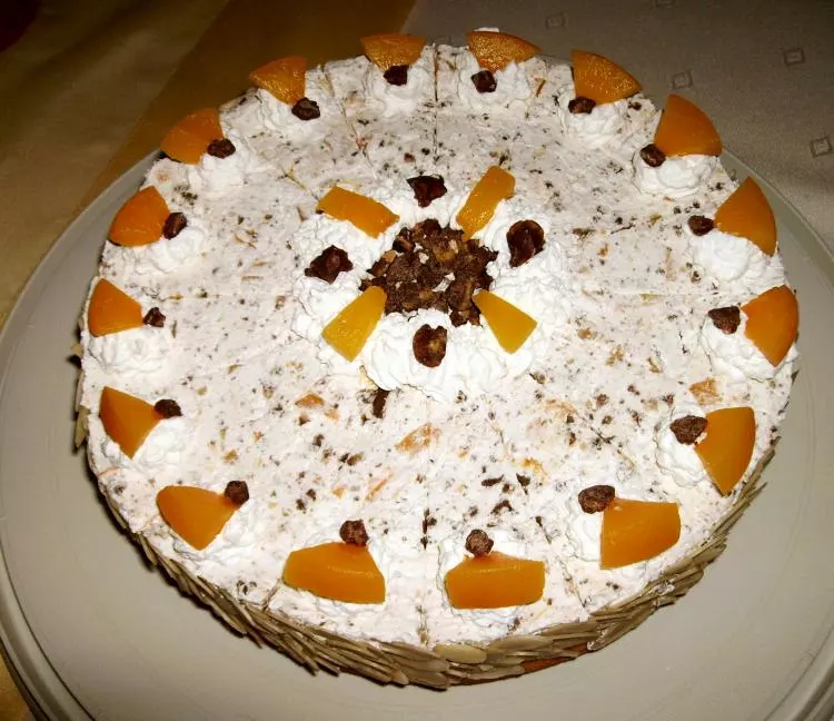 Pfirsich-Knusper-Torte