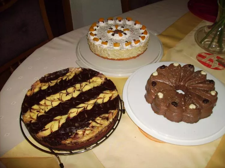 Pfirsich-Knusper-Torte