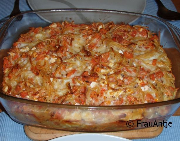 Spaghettiauflauf mit Tomaten und Schafskäse | Kochmeister Rezept