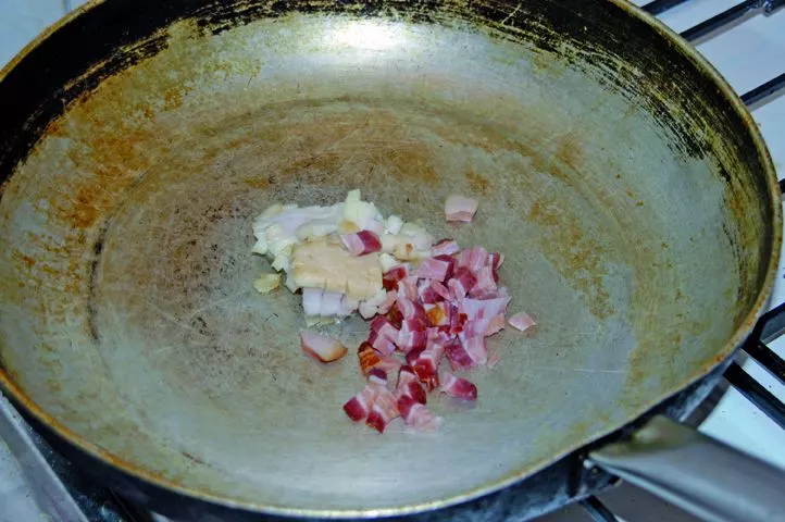 Rührei mit Waldpilzen
