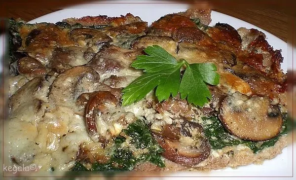 Spinat-Quiche mit Austernpilzen