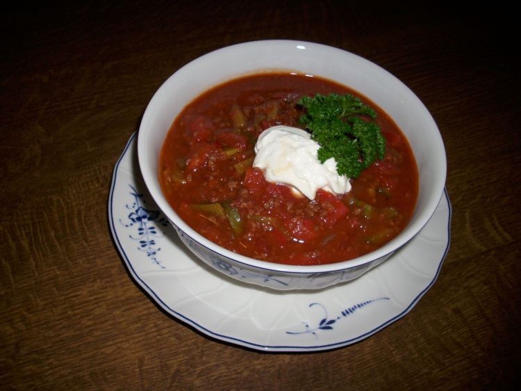 Suppe nach Soljanka-Art | Kochmeister Rezept