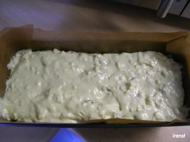 Brie-Birnen-Cake
