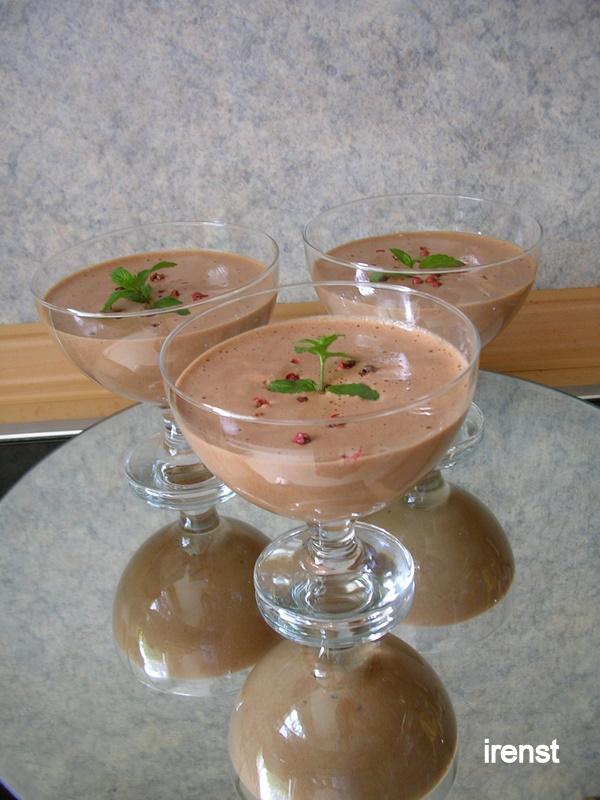 Schokoladencreme mit rosa Pfeffer | Kochmeister Rezept Schokoladencreme mit rosa Pfeffer | Kochmeister Rezept