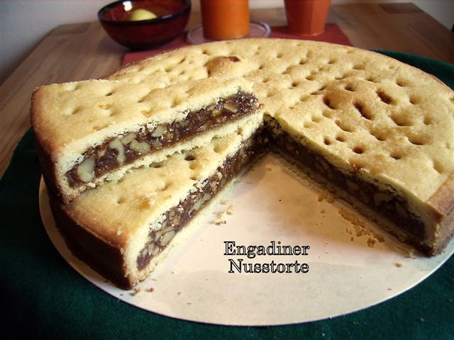Die Engadiner Nusstorte Tuorta Da Nusch Graubunden Kochmeister Rezept
