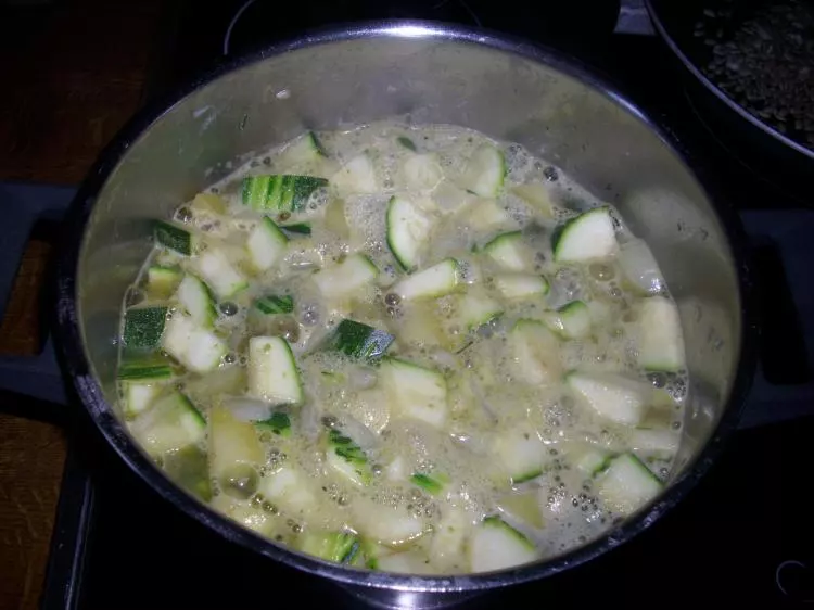 Kartoffel-Zucchini-Suppe (GG)