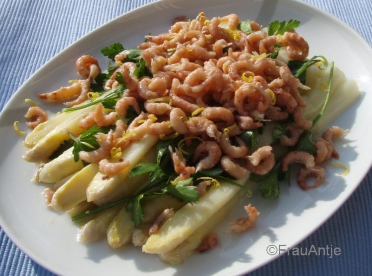 Spargelsalat mit Nordseekrabben | Kochmeister Rezept