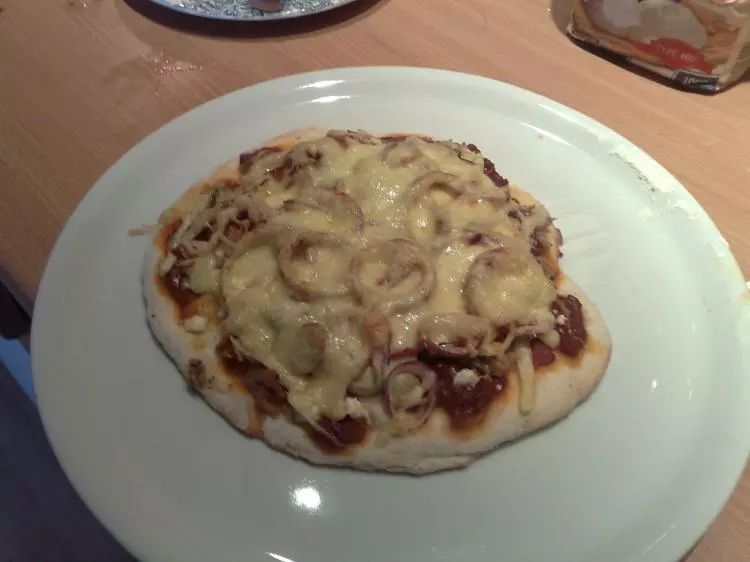 Pizza Tonno II.