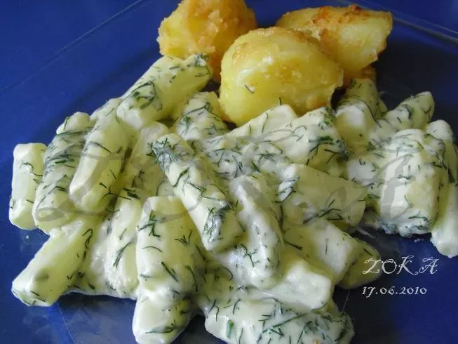 Spargel in Zitrone-Dill-Sauce