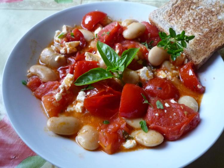 Bunte Tomatenpfanne mit weißen Bohnen | Kochmeister Rezept