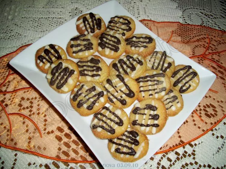 Fruchtige Schoko-Kekse