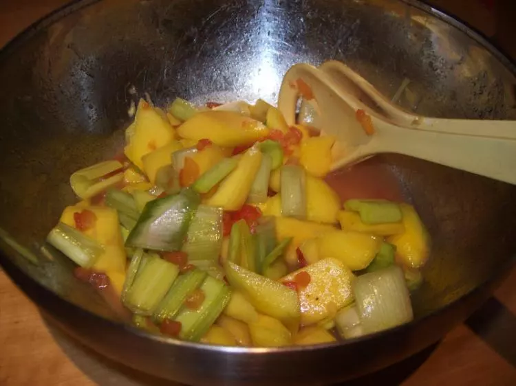 Mango-Lauch-Salat