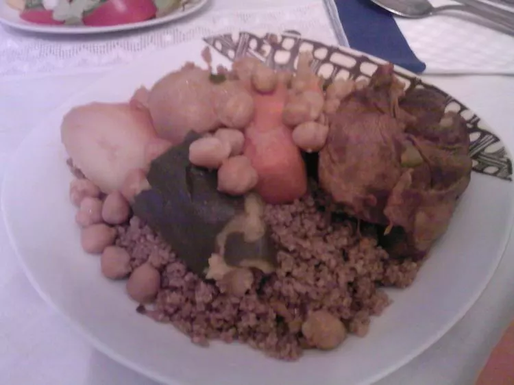 Couscous mit Hammelfleisch und gemüse