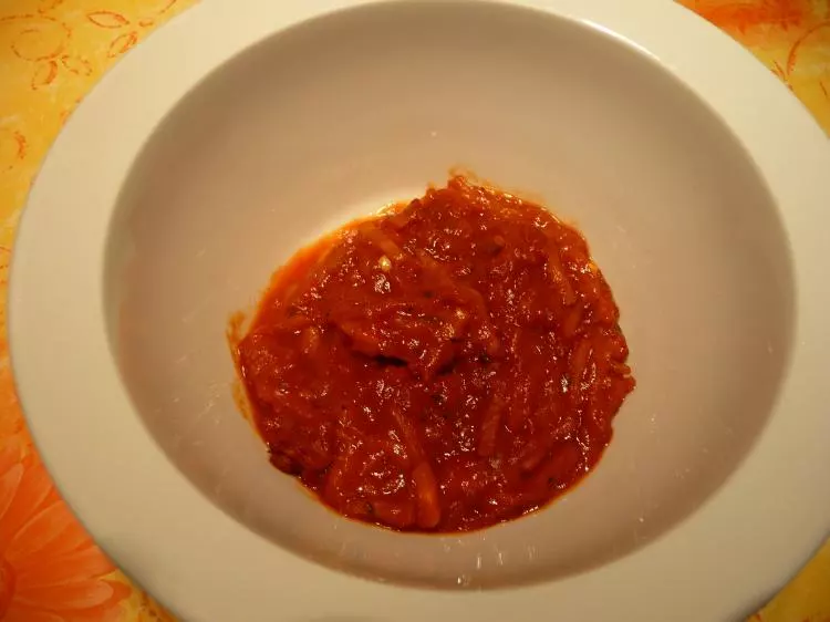 Marias Tomaten-Sellerie-Sauce