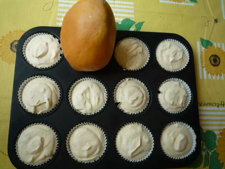 Eistörtchen mit Mangopüree