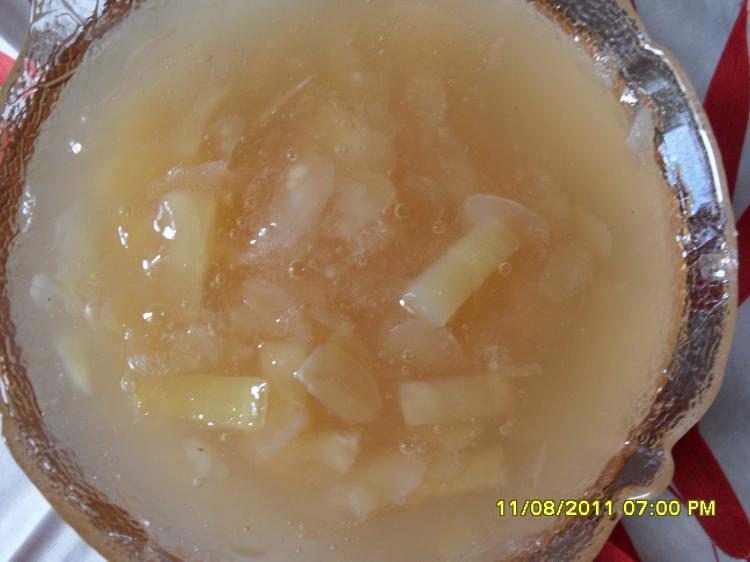 Mirabellen-Ananas-Gelee mit Mandeln | Kochmeister Rezept