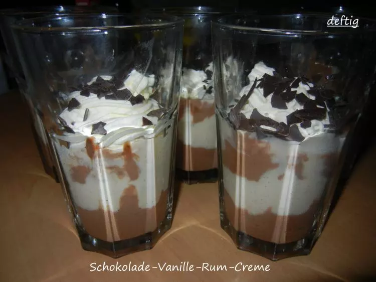 Schokolade-Vanille-Rum-Creme
