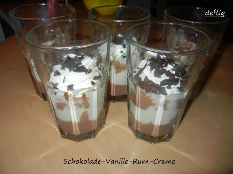 Schokolade-Vanille-Rum-Creme