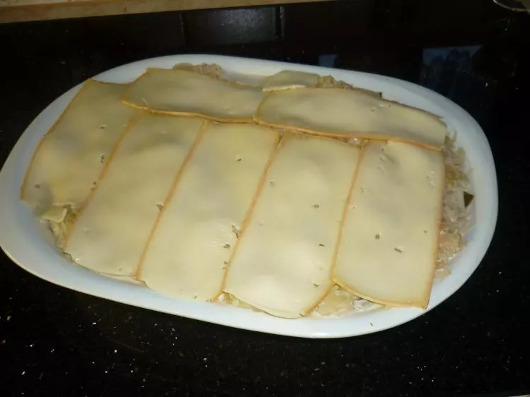 Sauerkraut-Ananas-Leberkäs-Lasagne