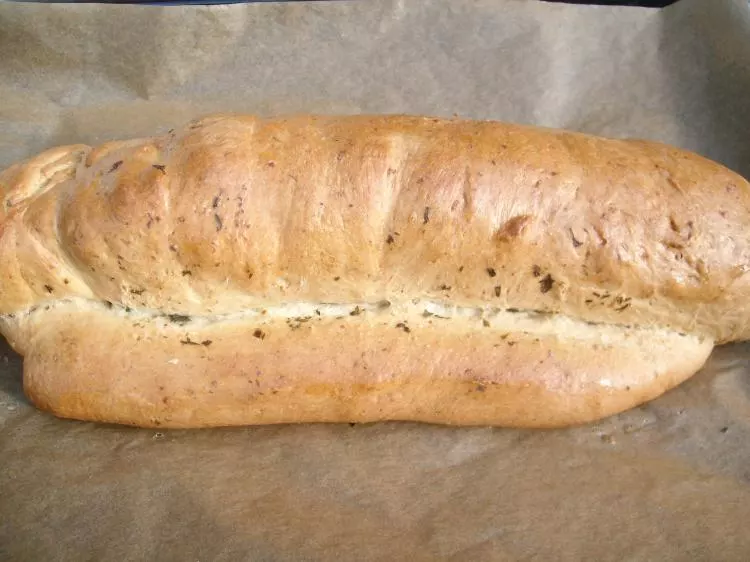 Gefülltes Osterbrot