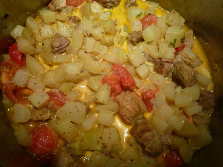 Kohlrabi-Tomaten-Gulasch mit Curry | Kochmeister Rezept