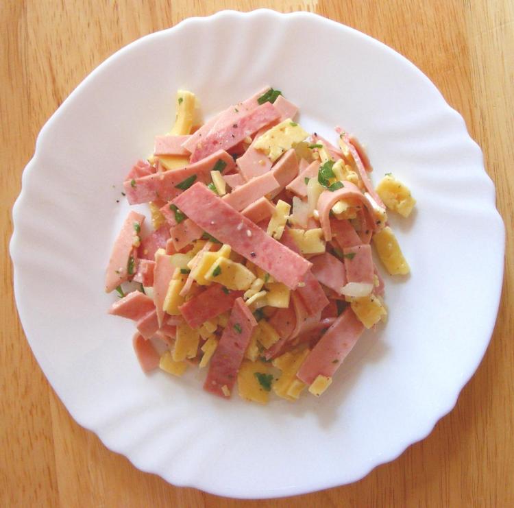 Wurstsalat mit Käse | Kochmeister Rezept