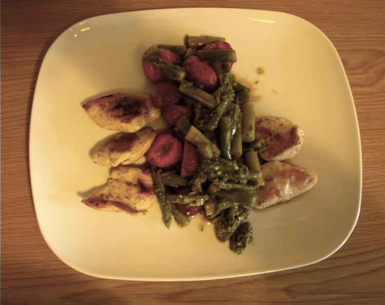 Spargel-Erdbeersalat | Kochmeister Rezept