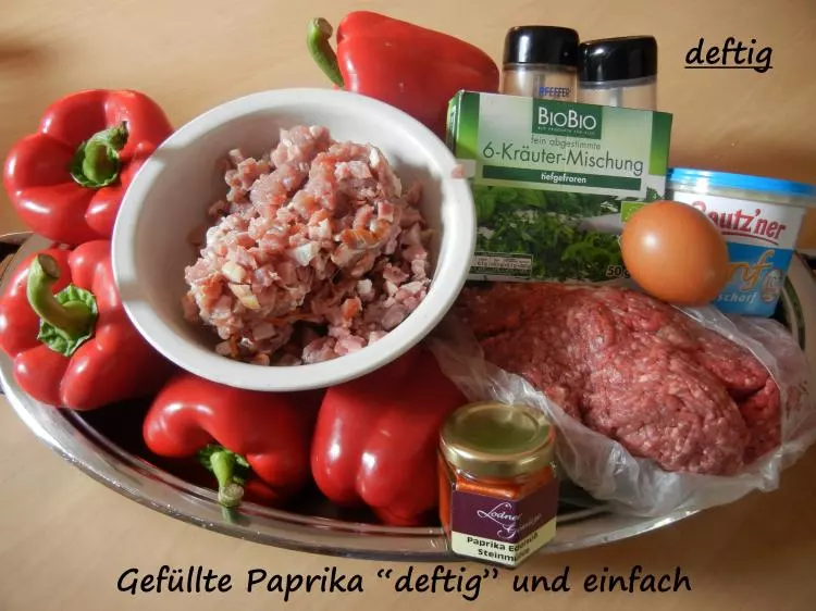 gefüllte Paprikaschoten  "deftig" und einfach