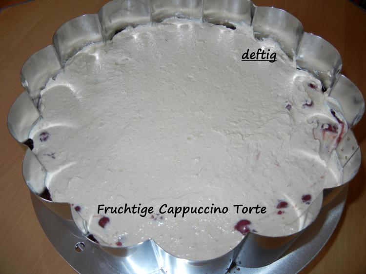 Fruchtige Cappuccino Torte