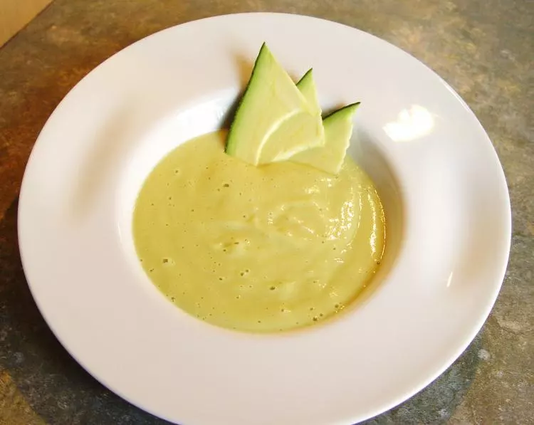 Avocadocreme-Suppe