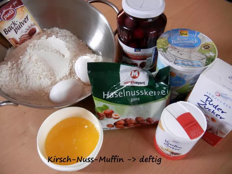 Kirsch-Nuss-Muffins
