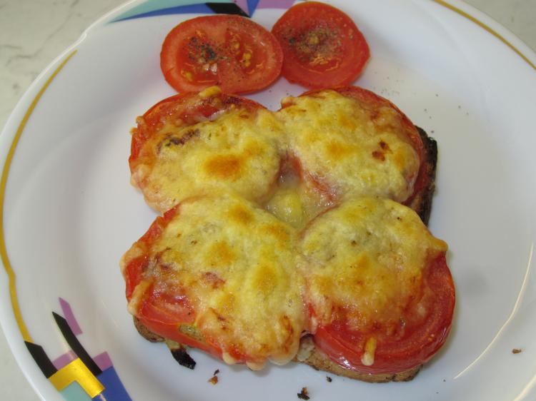 Tomaten-Käse-Toast | Kochmeister Rezept
