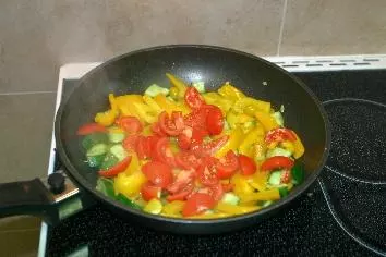 Zucchini al forno con verdure
