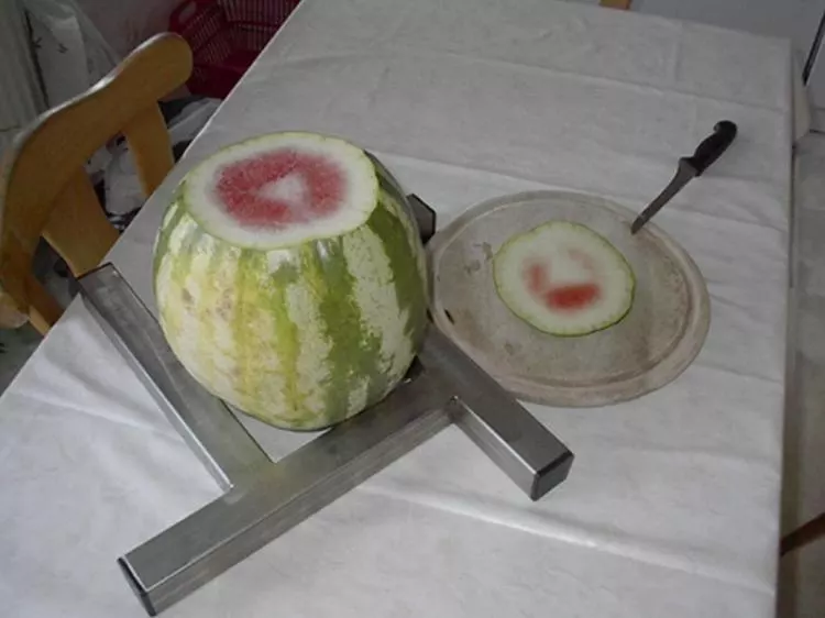 Melonenbowle de fruta entera