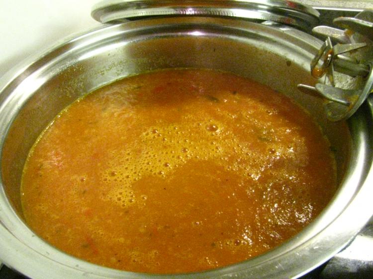 Schnelle Tomatensuppe aus frischen Tomaten | Kochmeister Rezept