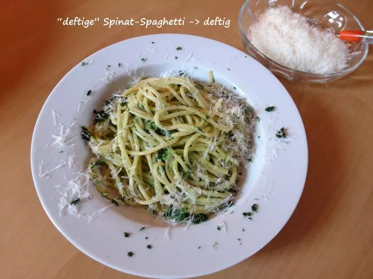 "deftige" Spinat-Spaghetti