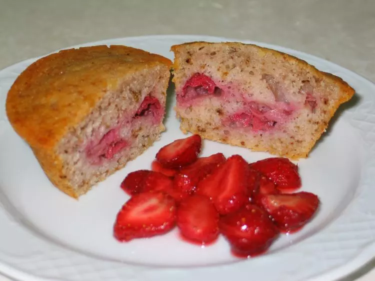 Erdbeer-Walnuss-Muffins