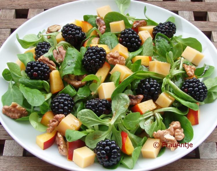 Feldsalat mit Sommerfrüchten | Kochmeister Rezept