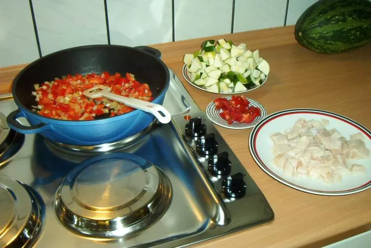 Zucchini-Pangasius-Pfanne, überbacken