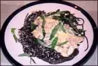 Schwarze Spaghetti Carbonara
